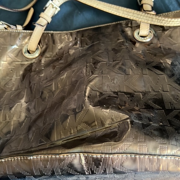 Michael Kors metallic tote - Picture 2 of 3